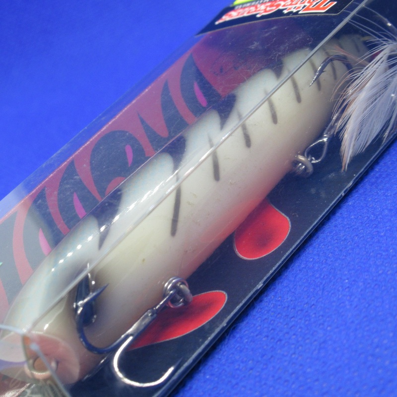 ZAGBUG THREE HOOKS [Brand New]