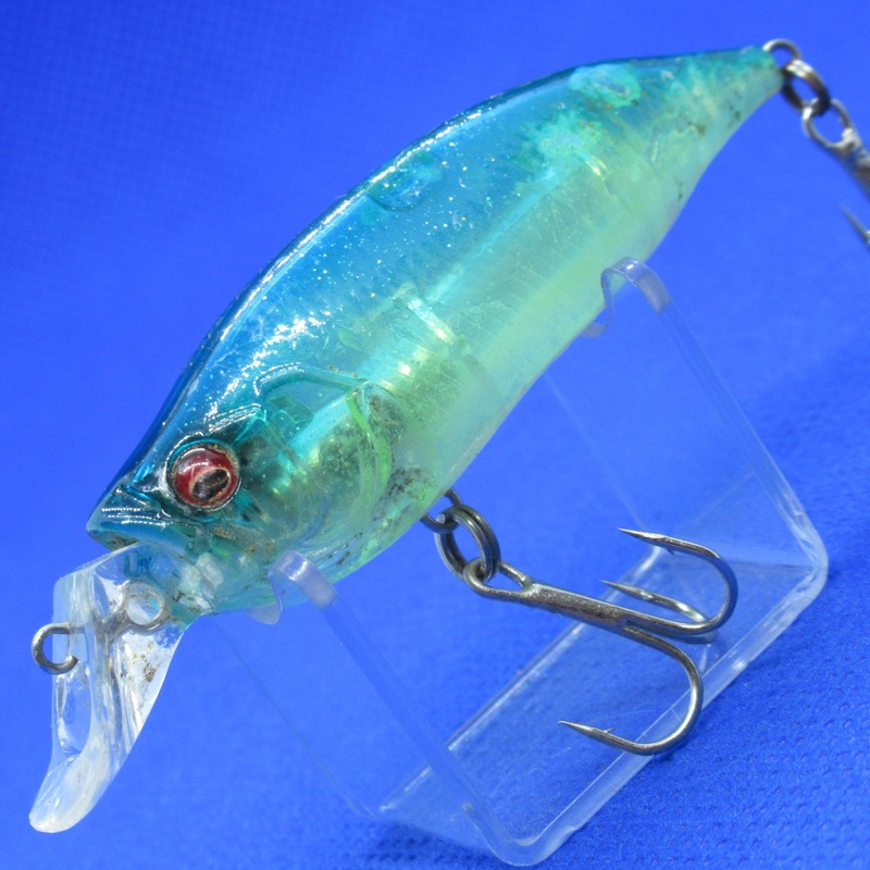 I x I SHAD TYPE-R [Used]